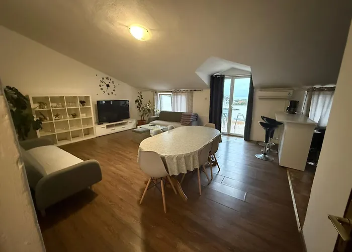 Nada Krk شقة كرك