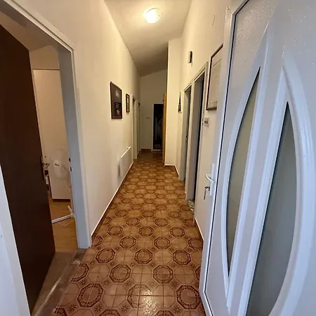 Nada Krk * Krk Town
